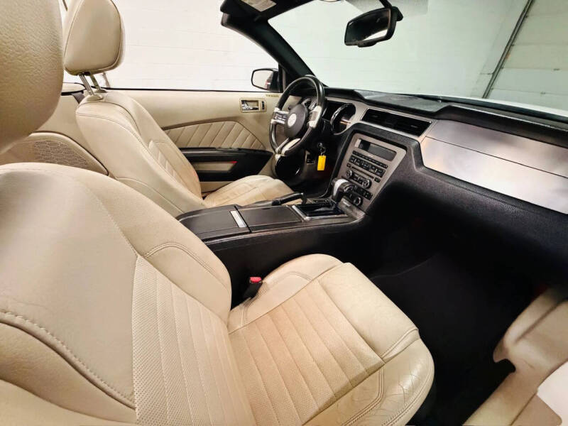 2010 Ford Mustang