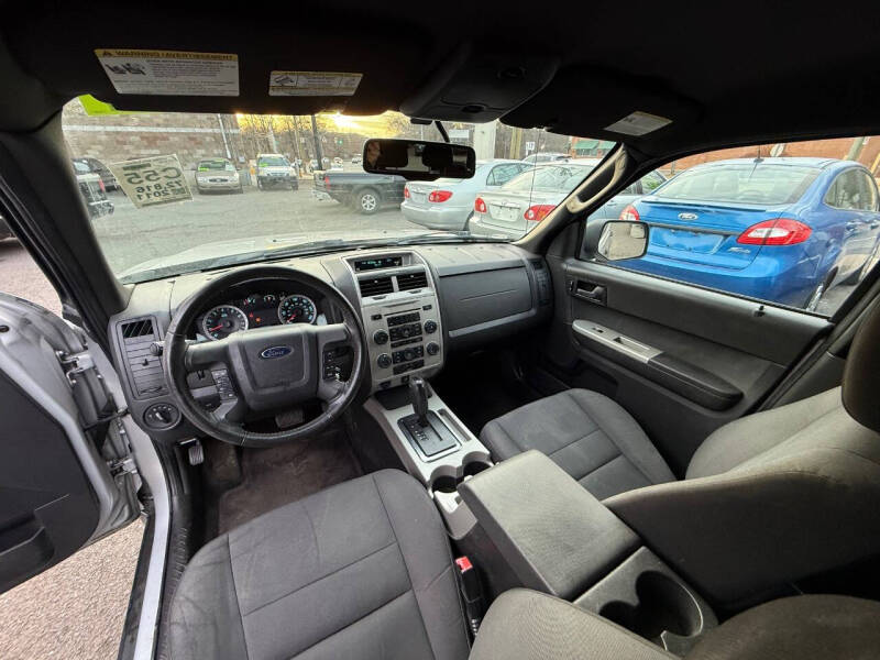 2011 Ford Escape XLT