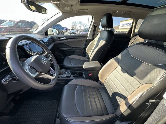2023 Volkswagen Taos SEL 4Motion