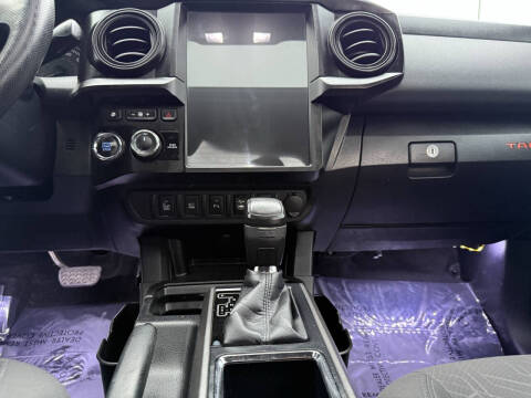 2017 Toyota Tacoma TRD Sport