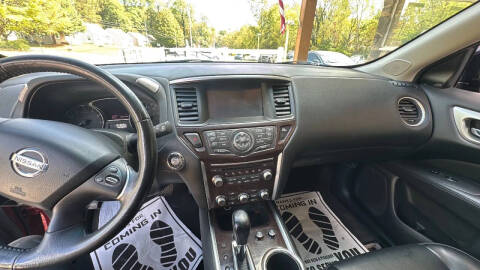 2015 Nissan Pathfinder Platinum