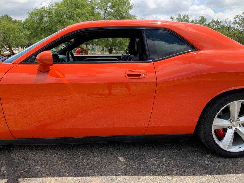2008 Dodge Challenger SRT8