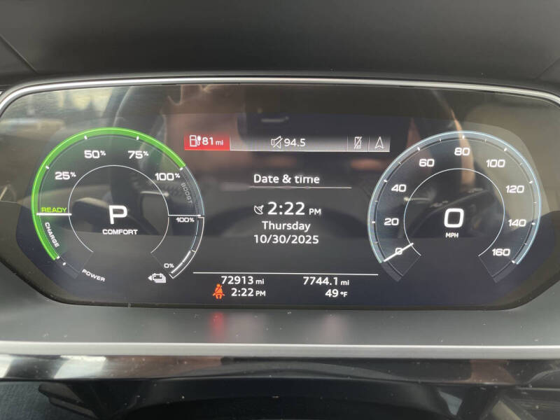 2019 Audi e-tron quattro Prestige