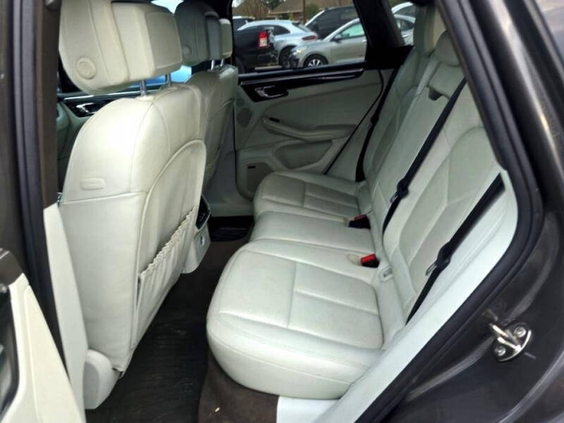 2016 Porsche Macan S