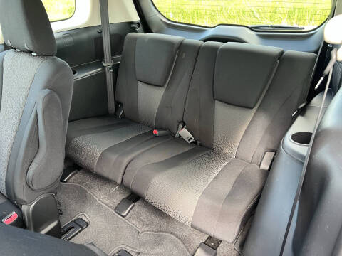 2012 Mazda MAZDA5 Touring