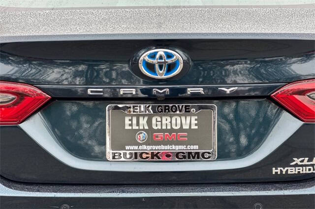 2021 Toyota Camry Hybrid XLE