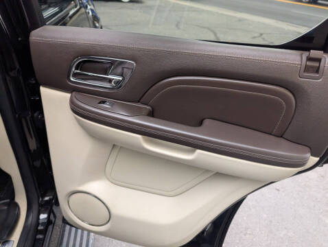 2014 Cadillac Escalade Platinum