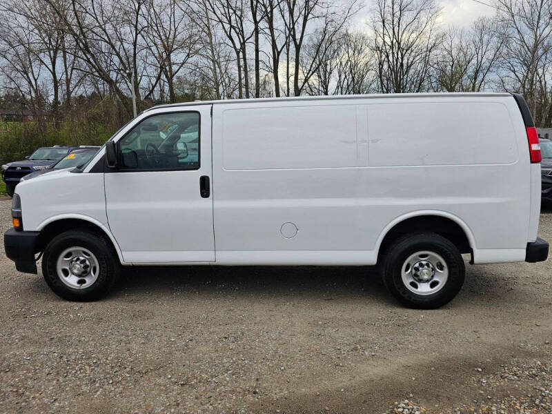 2021 Chevrolet Express 2500