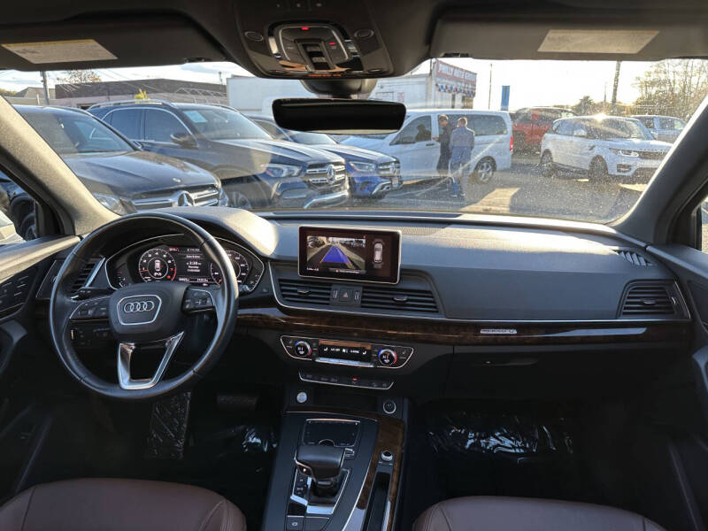 2018 Audi Q5 2.0T quattro Premium Plus