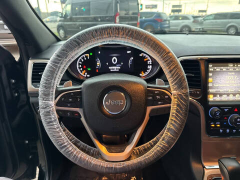 2017 Jeep Grand Cherokee Laredo
