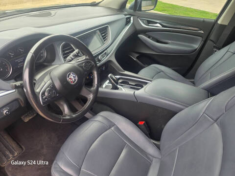 2020 Buick Enclave Essence