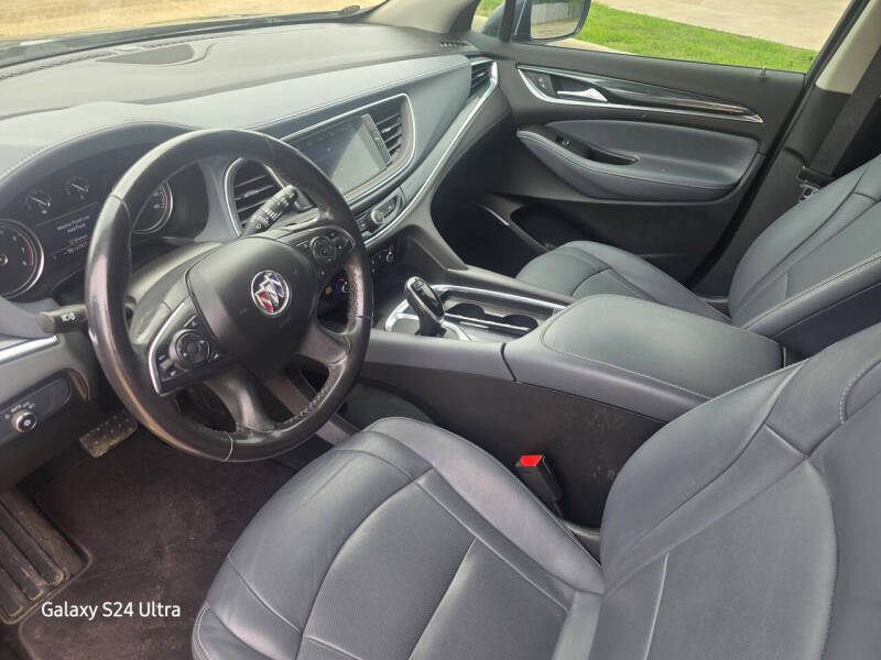 2020 Buick Enclave Essence