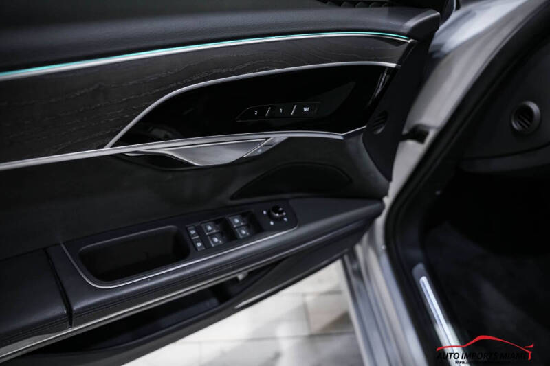 2022 Audi A8 L quattro 55 TFSI