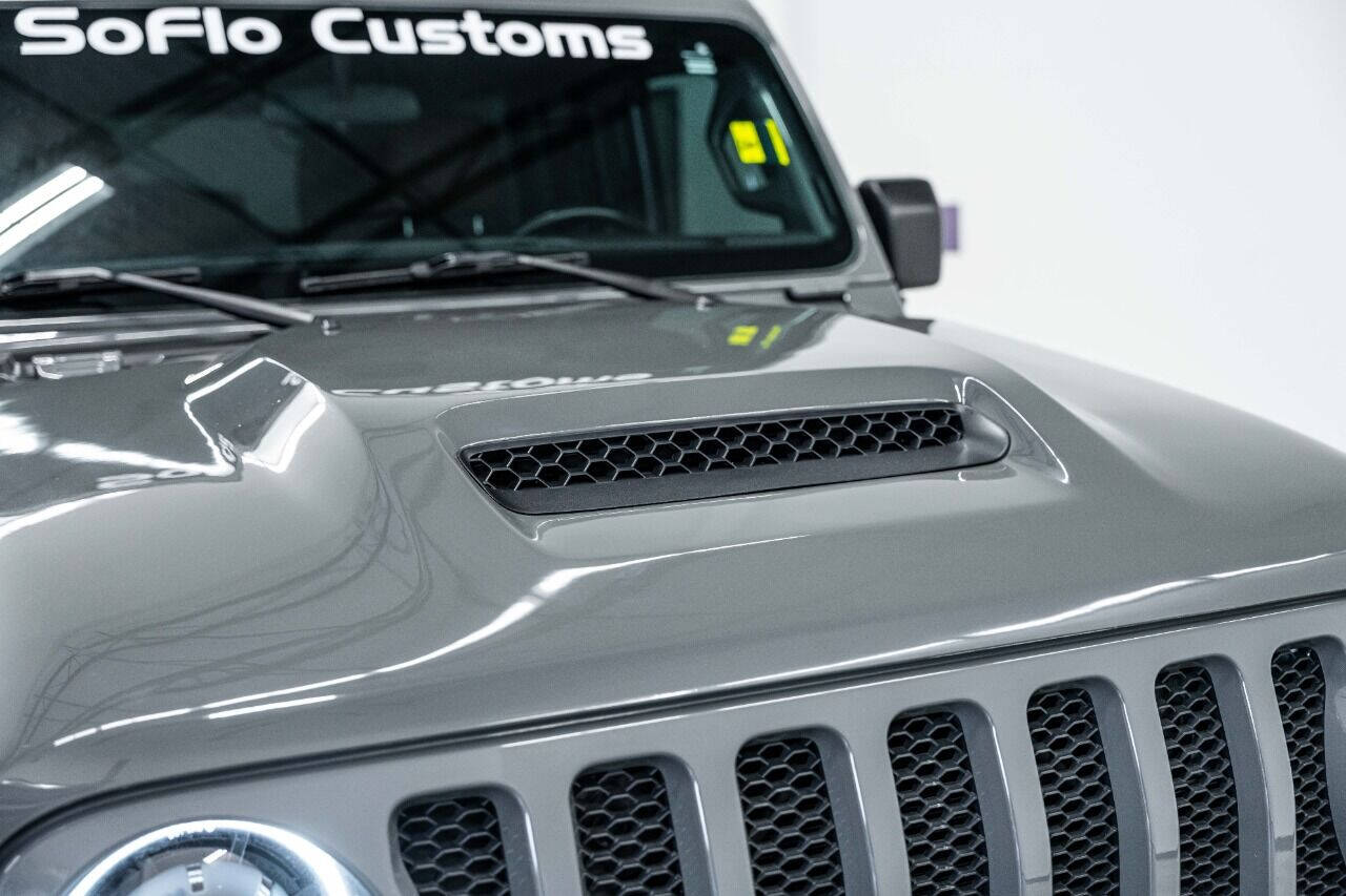 2020 JEEP Wrangler SUV / Crossover - $47,999