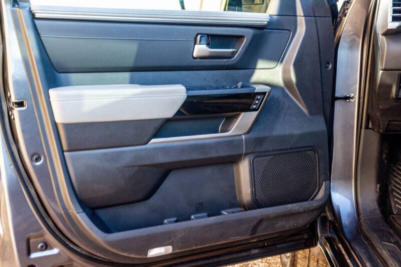 2024 Toyota Tundra Limited HV