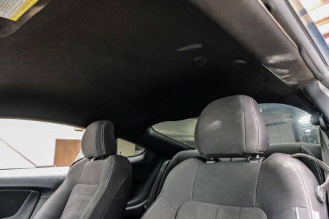 2021 Ford Mustang EcoBoost