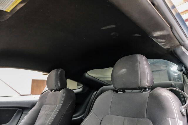 2021 Ford Mustang EcoBoost