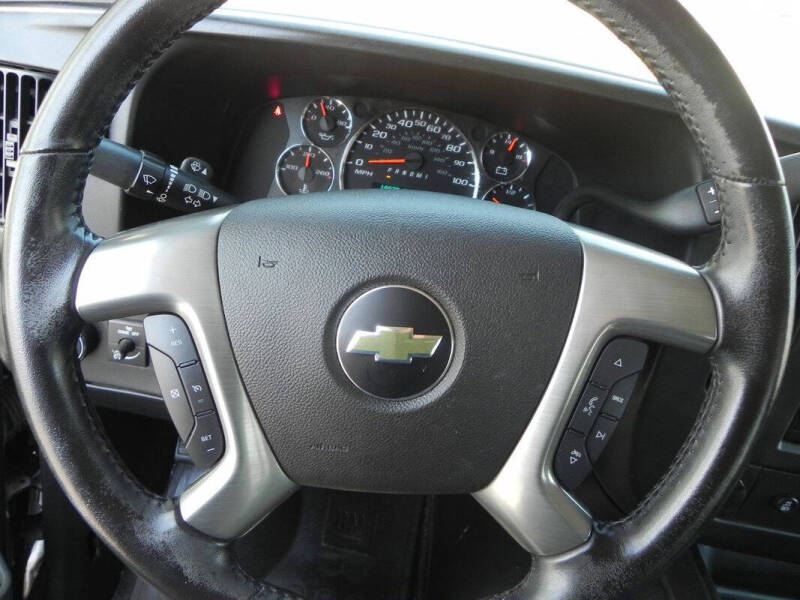 2017 Chevrolet Express LT 3500