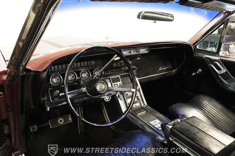 1965 Ford Thunderbird