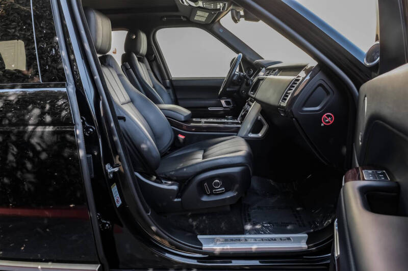 2017 Land Rover Range Rover Supercharged LWB