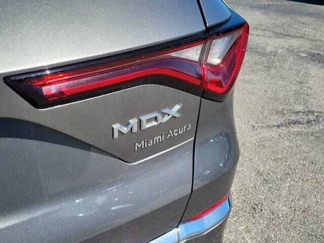 2025 Acura MDX w/Tech