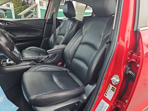 2015 Mazda MAZDA3 i Grand Touring