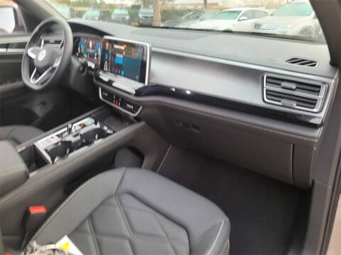 2025 Volkswagen Atlas Cross Sport SE