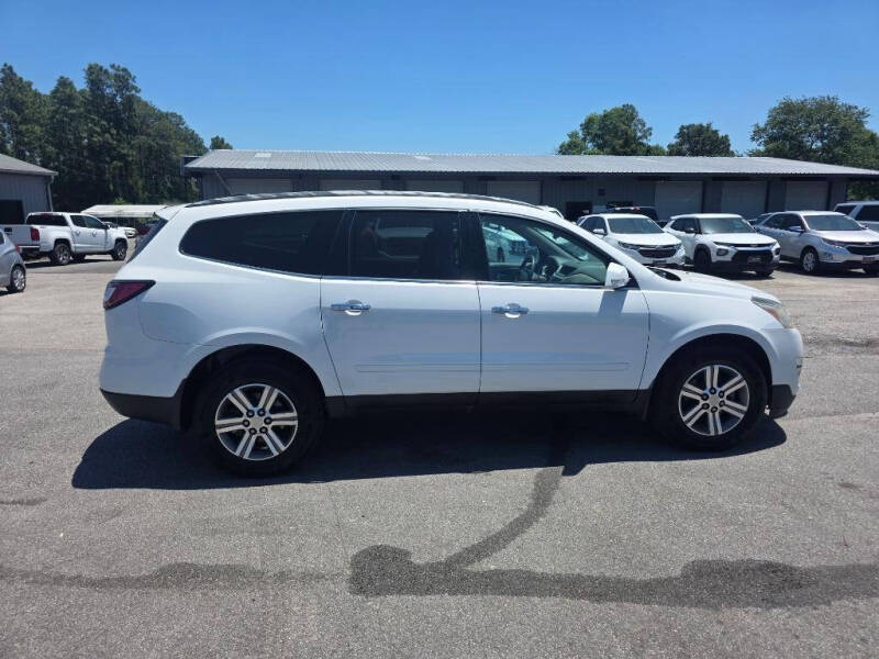 2017 Chevrolet Traverse LT