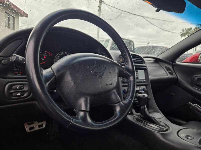 2004 Chevrolet Corvette