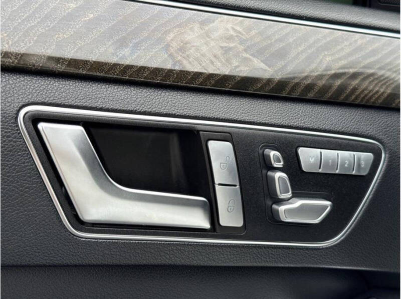 2015 Mercedes-Benz E-Class E 250 BlueTEC