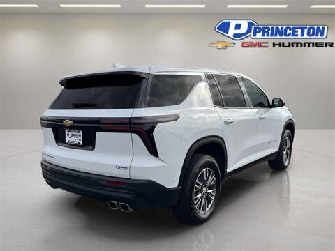 2024 Chevrolet Traverse LS