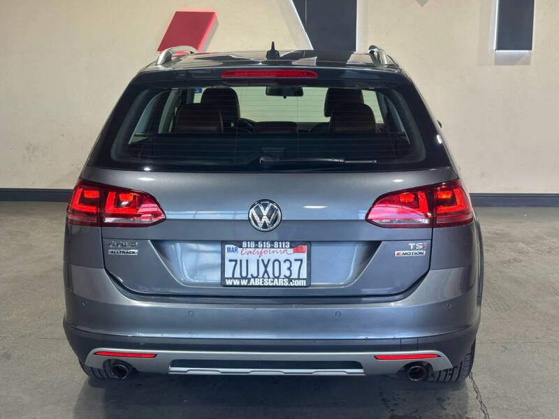 2017 Volkswagen Golf Alltrack
