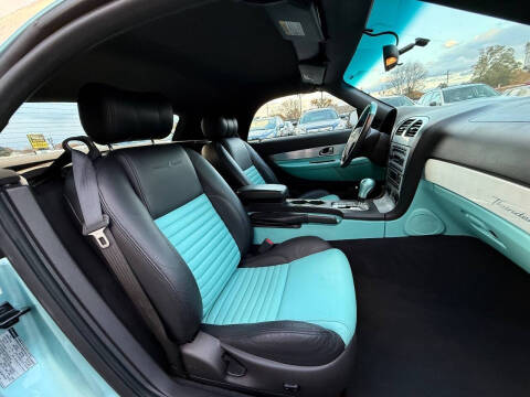 2002 Ford Thunderbird Deluxe