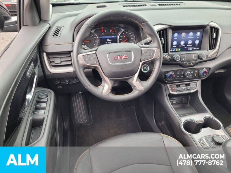 2024 GMC Terrain AT4