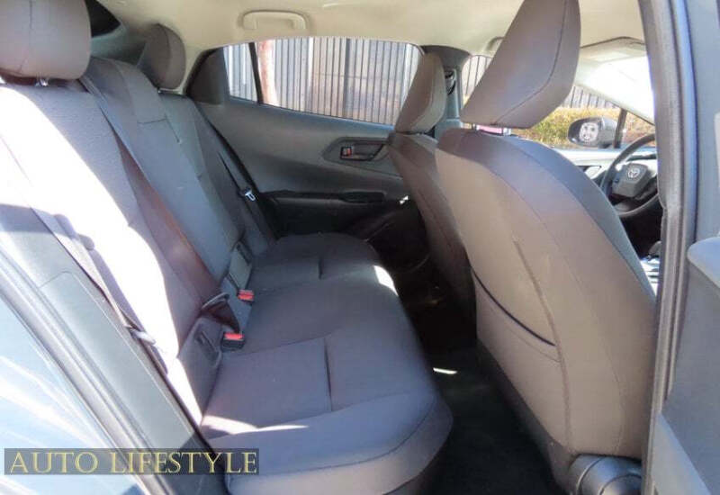 2024 Toyota Prius LE