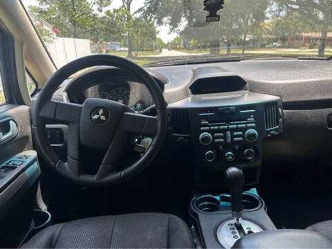 2011 Mitsubishi Endeavor LS