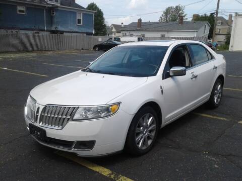 2010 Lincoln MKZ for sale at Signature Auto Group in Massillon OH