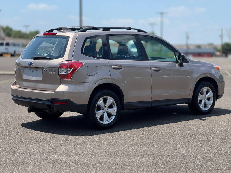 2016 Subaru Forester 2.5i