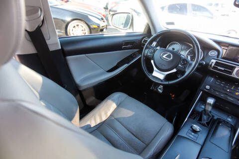 2015 Lexus IS 250