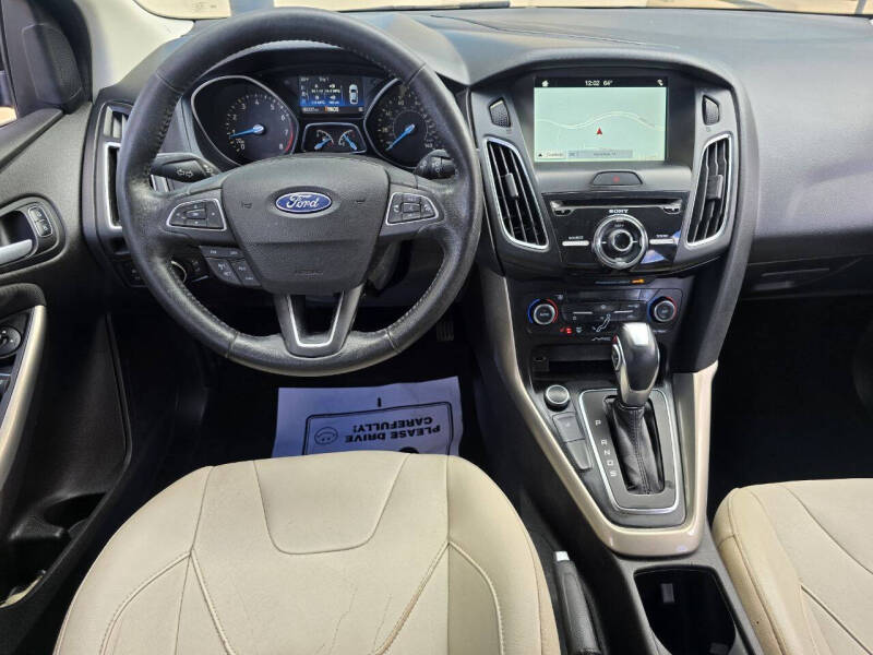 2017 Ford Focus Titanium