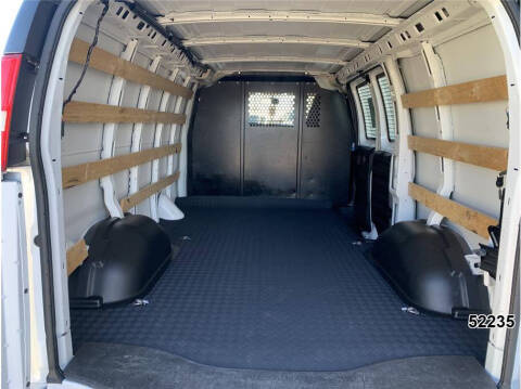 2023 Chevrolet Express 2500