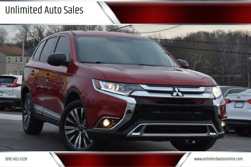 2019 Mitsubishi Outlander for sale at Unlimited Auto Sales in Kansas City MO