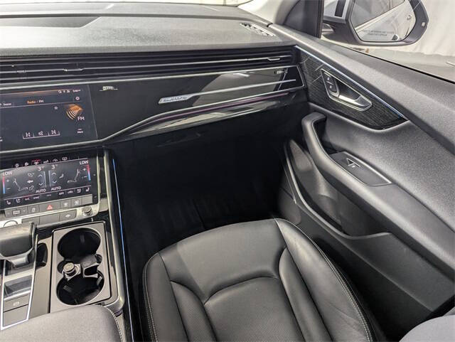 2019 Audi Q8 quattro Premium Plus 55 TFSI