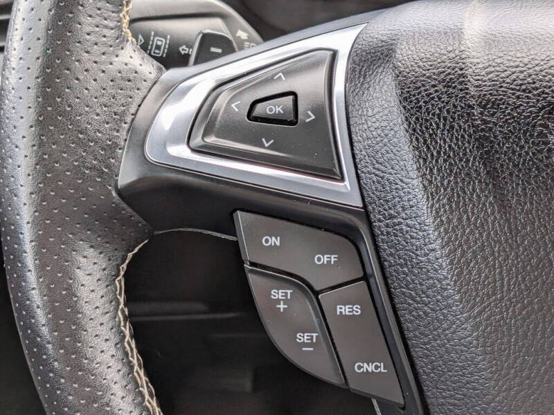 2022 Ford Edge ST