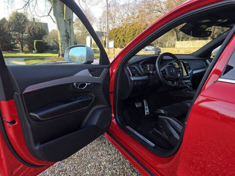 2016 Volvo XC90 T5 R-Design