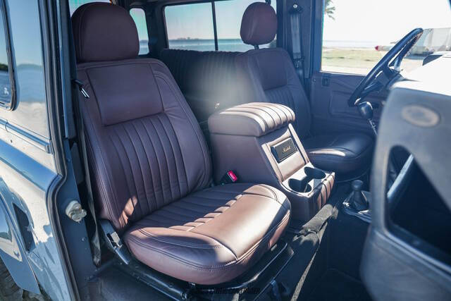 1991 Land Rover Defender