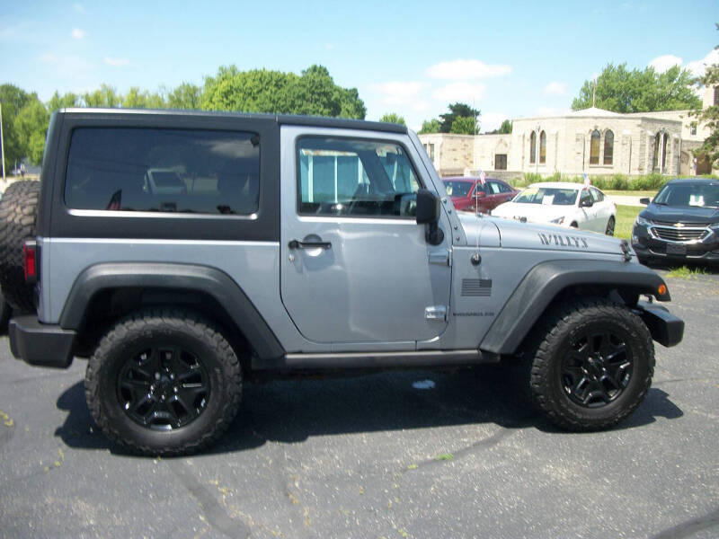 2017 Jeep Wrangler Willys Wheeler
