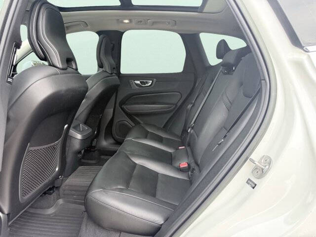 2023 Volvo XC60 B5 Core