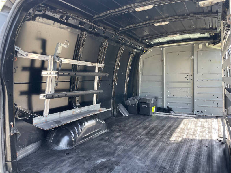 2018 Chevrolet Express 2500