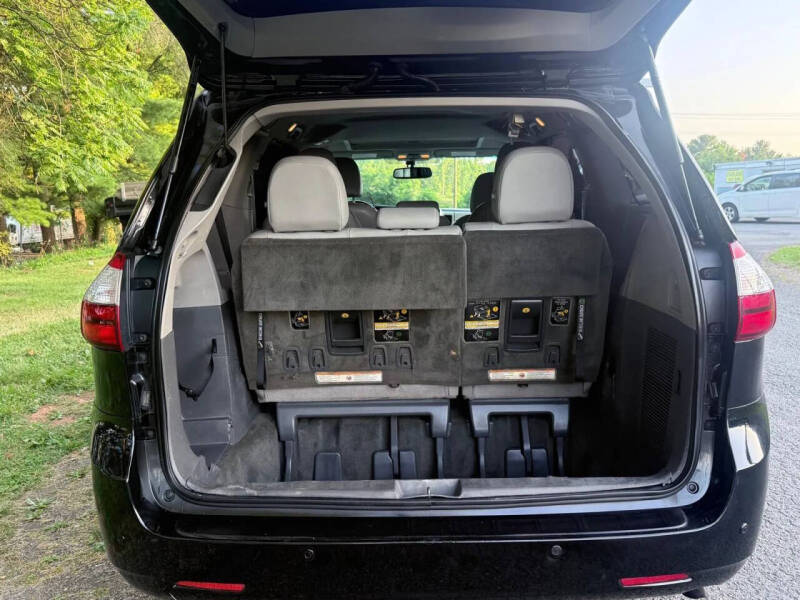 2015 Toyota Sienna